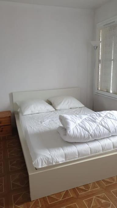 Maison De Ville 102M2 3 Chambres Montigny-le-Bretonneux Kültér fotó